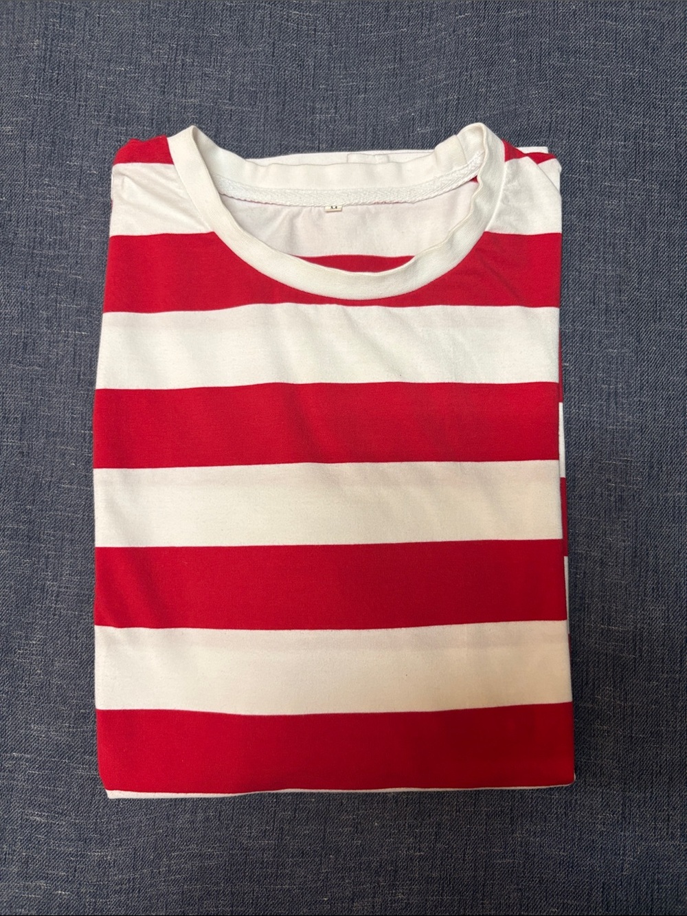 Unisex Red & White Striped Long-Sleeve Top Size M NWOT